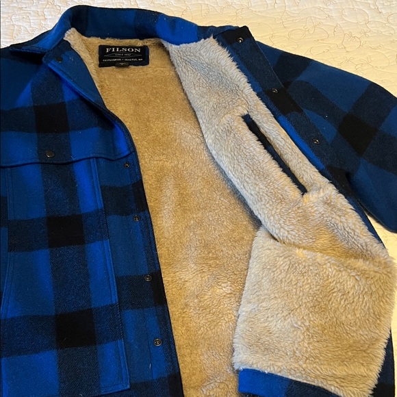 Filson Lined Mackinaw Wool Cape Coat - Cobalt/Black Small [Preowned - Excellent] - Picture 4 of 7